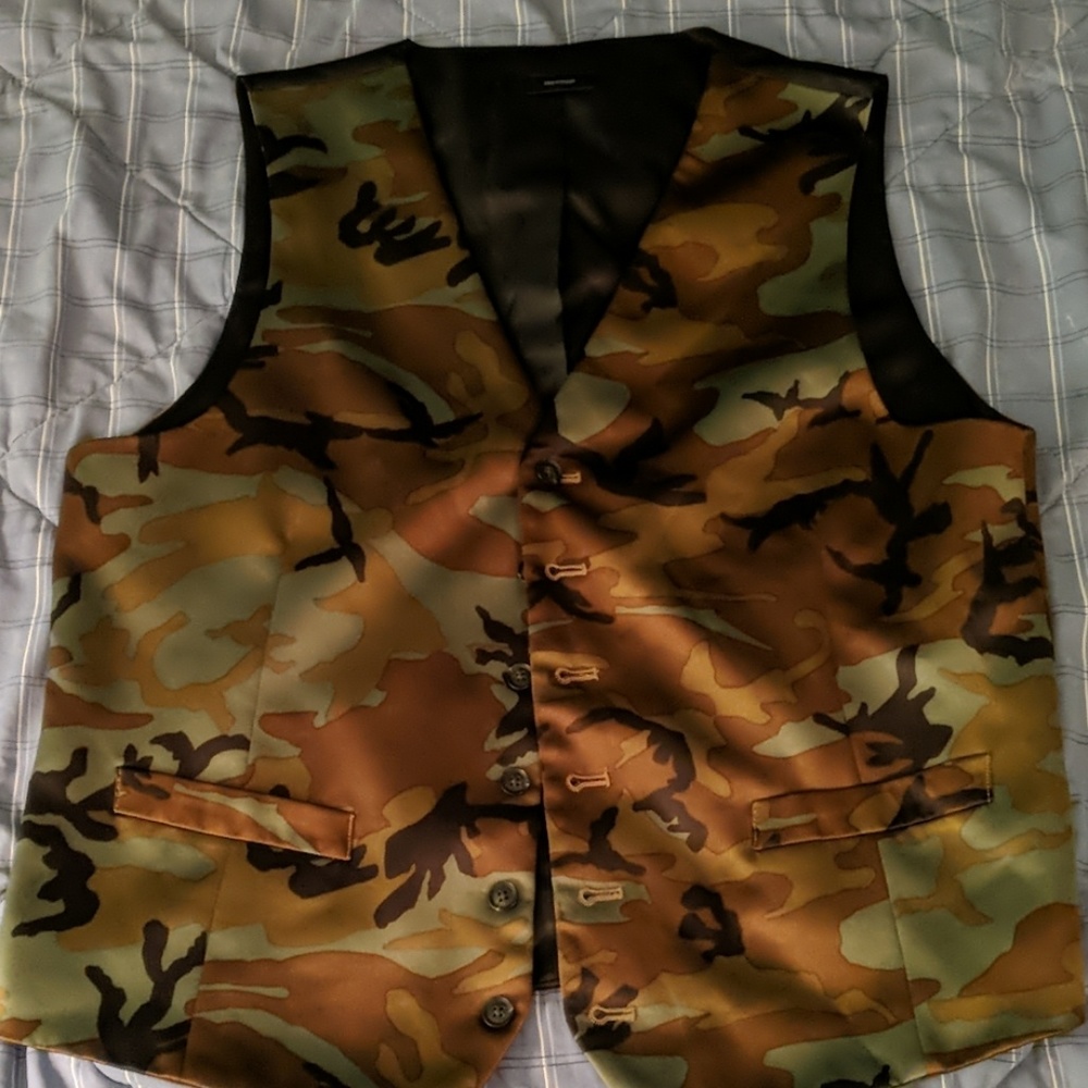 Crazy camo vest